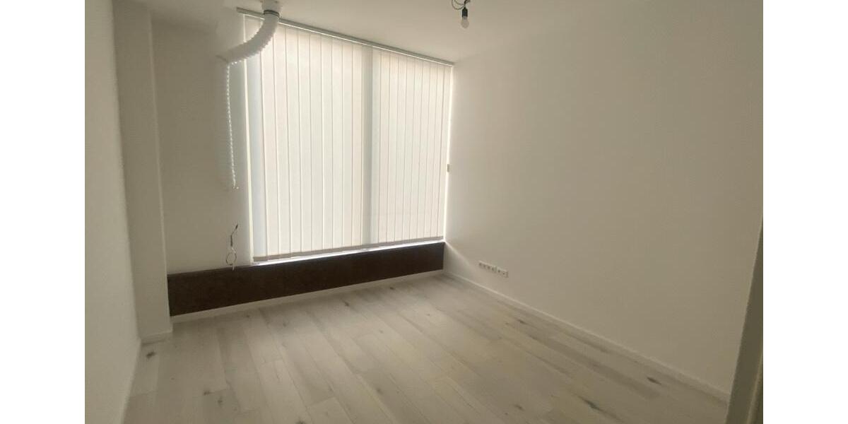 Gewerbeobjekt Ergolding - 800&euro; | Angebot:24732707