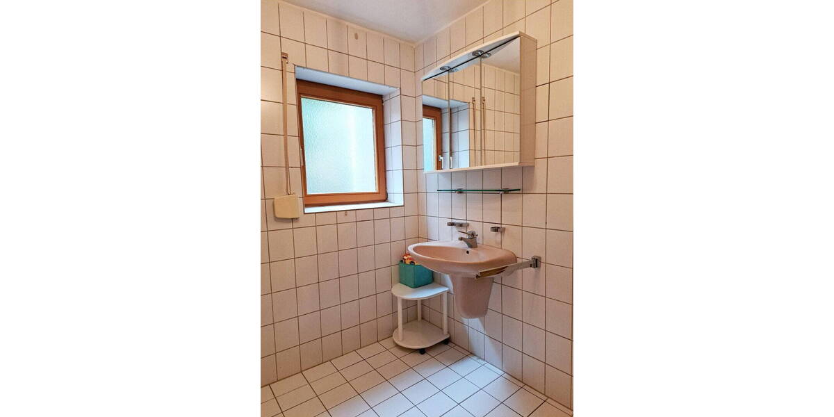 Mehrfamilienhaus, Wohnhaus Landshut Achdorf - 6 Zimmer, 145 m&sup2;, 829.000&euro; | Angebot:25984604