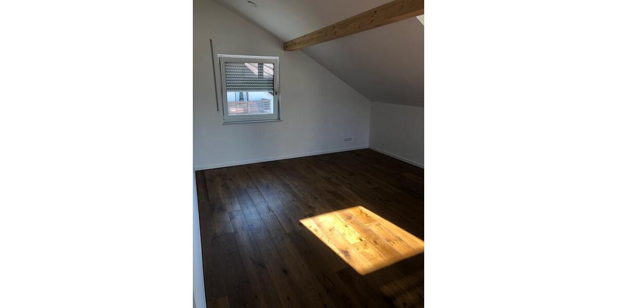 Dachgeschoßwohnung Taufkirchen (Vils) - 4 Zimmer, 140 m&sup2;, 1.540&euro; | Angebot:27609513