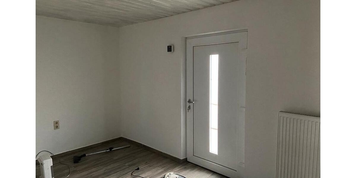 Etagenwohnung Langenpreising - 3.5 Zimmer, 100 m&sup2;, 1.200&euro; | Angebot:25131852