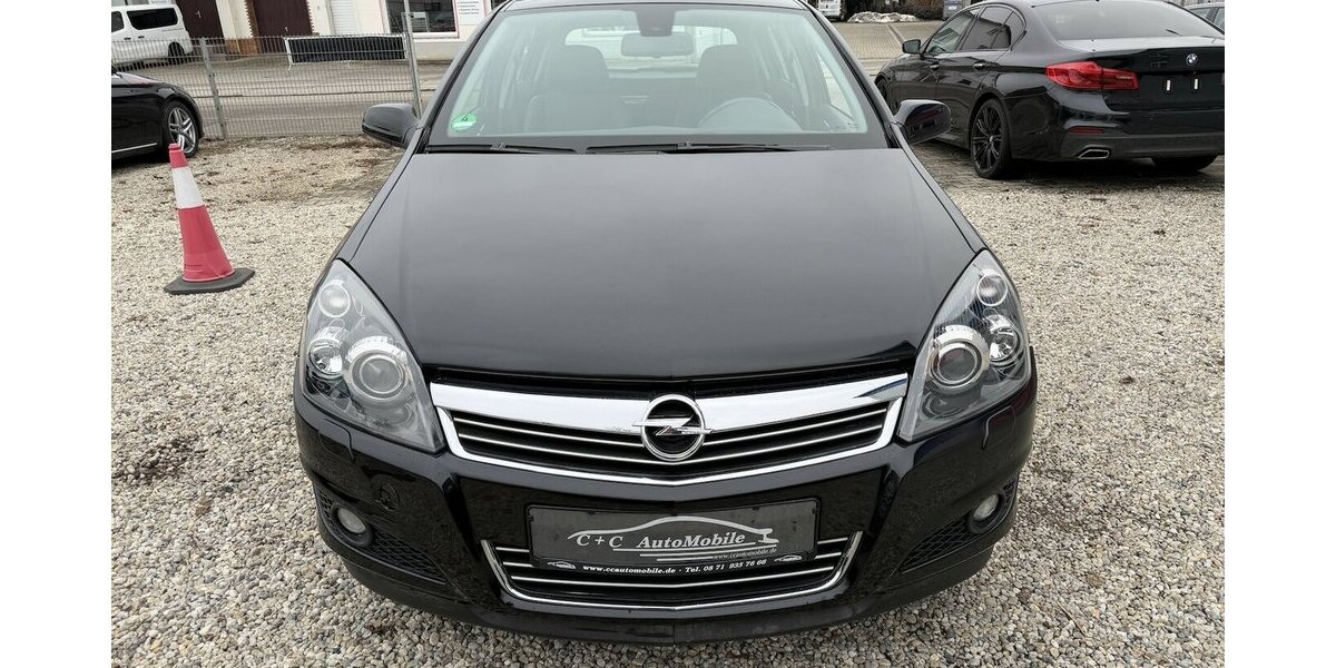 Opel Astra 1.6i 1.Hand Automatik Teilleder Xenon AHK 66.700 km 4.900 &euro; Altdorf 84032