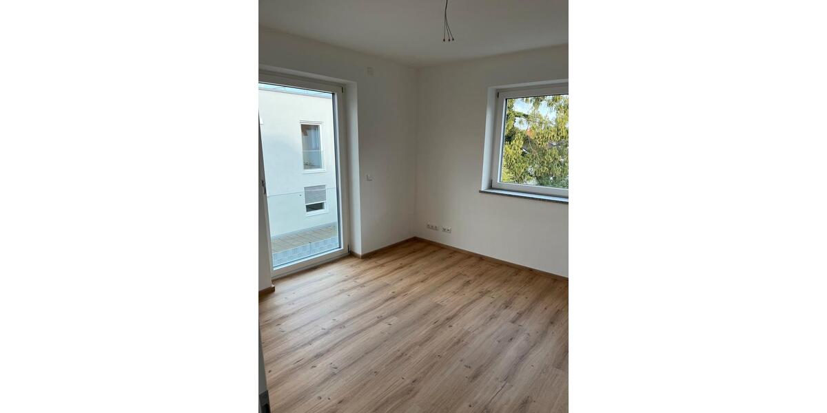 Etagenwohnung Kumhausen - 3 Zimmer, 76 m&sup2;, 1.260&euro; | Angebot:26534486