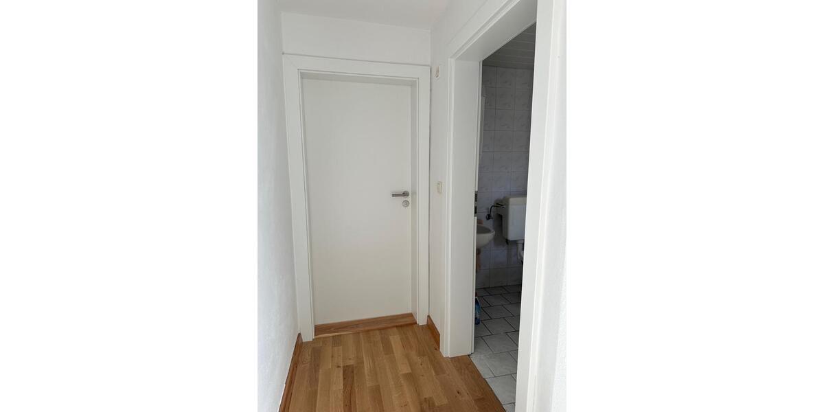 Etagenwohnung Dingolfing - 2 Zimmer, 70 m&sup2;, 750&euro; | Angebot:25960641