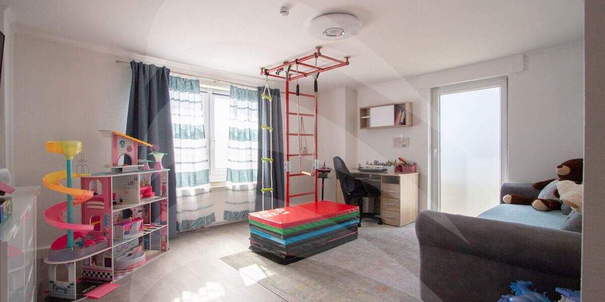 Doppelhaushälfte Landshut Industriegebiet - 7 Zimmer, 168 m&sup2;, 699.800&euro; | Angebot:25668416