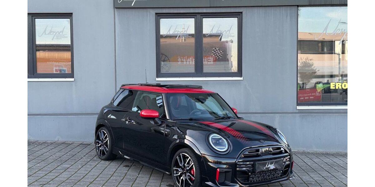Mini John Cooper Works 4.001 km 38.697 &euro; Landshut-Ergolding 84030