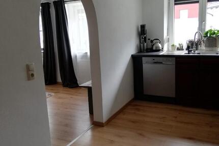 Wohnung Neufahrn in Niederbayern - 2.5 Zimmer, 90 m&sup2;, 720&euro; | Angebot:26537148