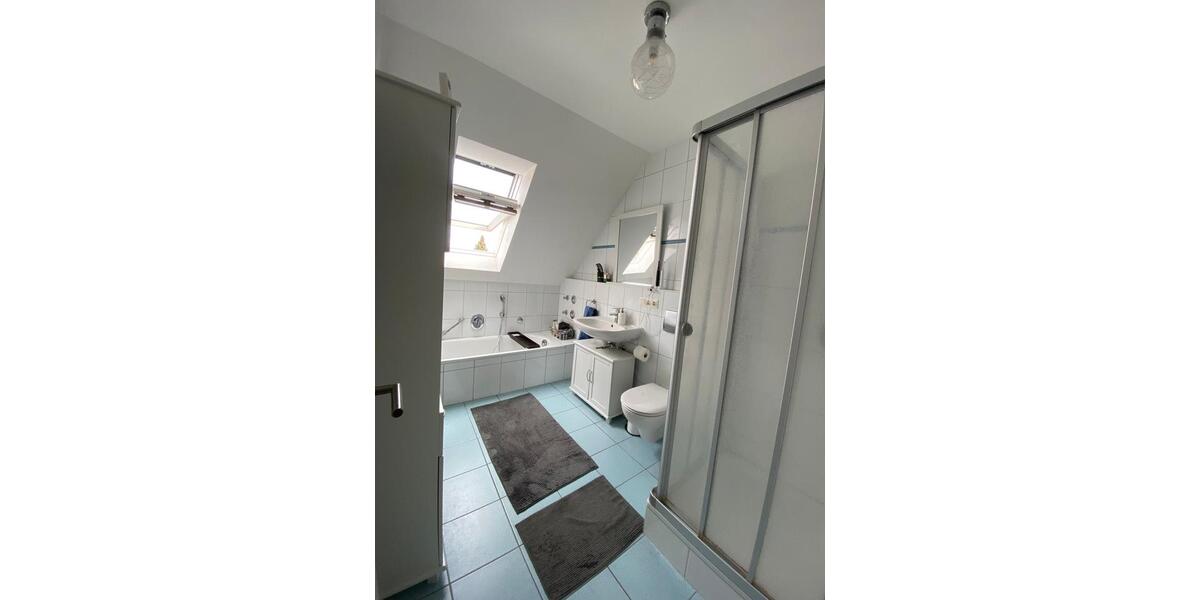 Dachgeschoßwohnung Altdorf - 3 Zimmer, 99 m&sup2;, 1.335&euro; | Angebot:25945362