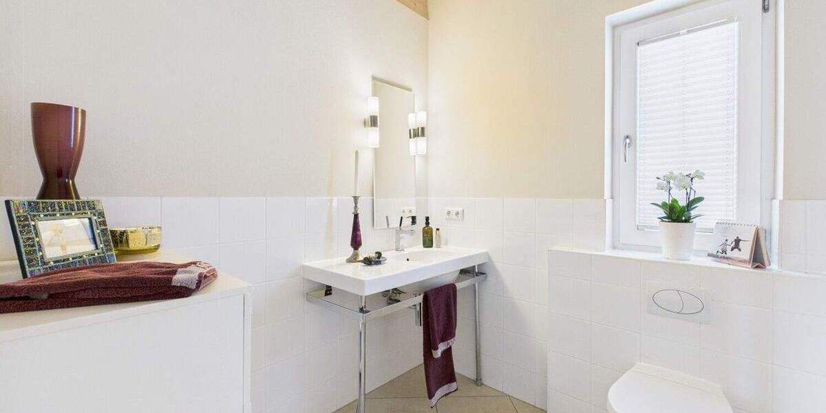 Einfamilienhaus Taufkirchen (Vils) Taufkirchen, Vils - 8 Zimmer, 255 m&sup2;, 865.000&euro; | Angebot:25695146