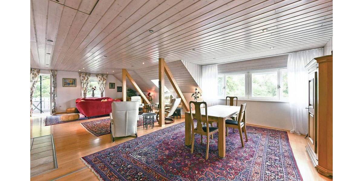 Einfamilienhaus Landshut Achdorf - 7 Zimmer, 350 m&sup2;, 1.150.000&euro; | Angebot:25743789