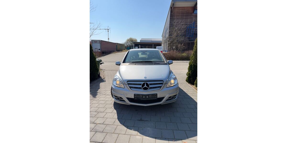 Mercedes-Benz B 180 182.000 km 2.550 &euro; Ergoldsbach 84061