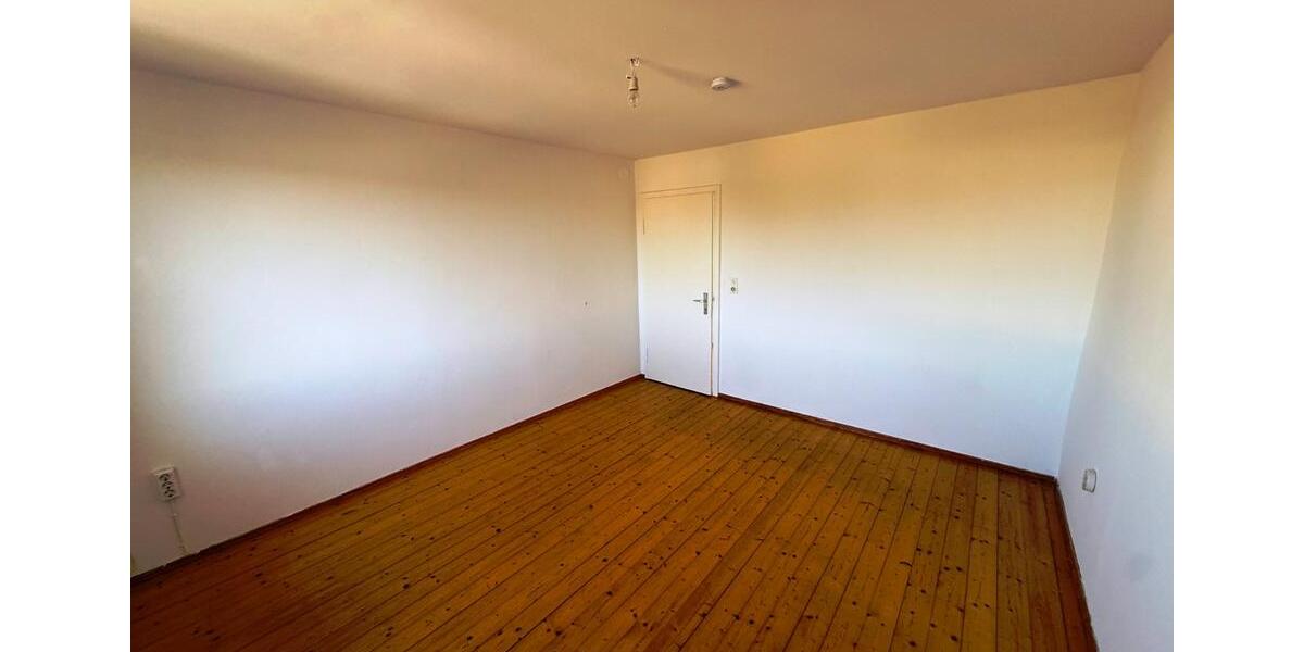 Etagenwohnung Ergolding - 3 Zimmer, 63 m&sup2;, 600&euro; | Angebot:25905410