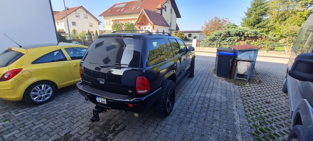 Dodge Durango 320.000 km 3.900 &euro; Berglern 85459