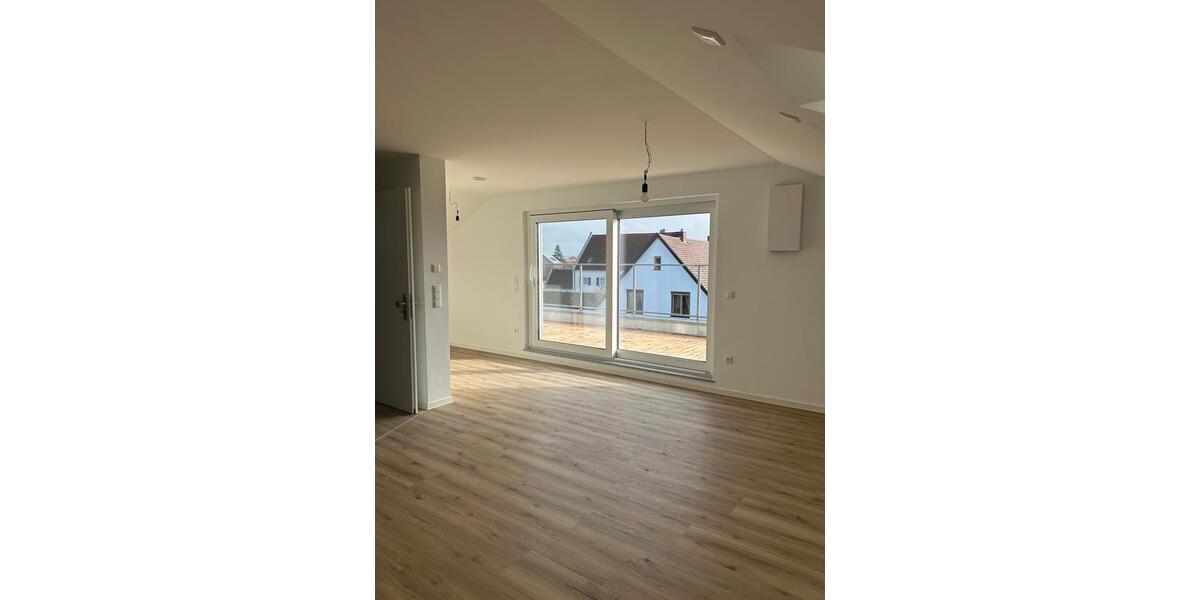 Erdgeschoßwohnung Hohenthann - 4 Zimmer, 97 m&sup2;, 1.720&euro; | Angebot:25312048
