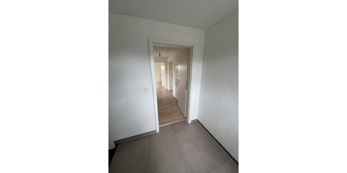 Etagenwohnung Gerzen - 3 Zimmer, 65 m&sup2;, 850&euro; | Angebot:25151882
