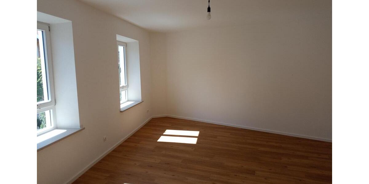 Etagenwohnung Landshut - 3 Zimmer, 78 m&sup2;, 1.210&euro; | Angebot:26014397