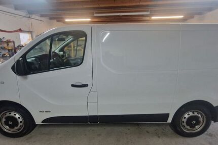Renault Trafic 153.000 km 9.800 &euro; Landshut / Achdorf 84036