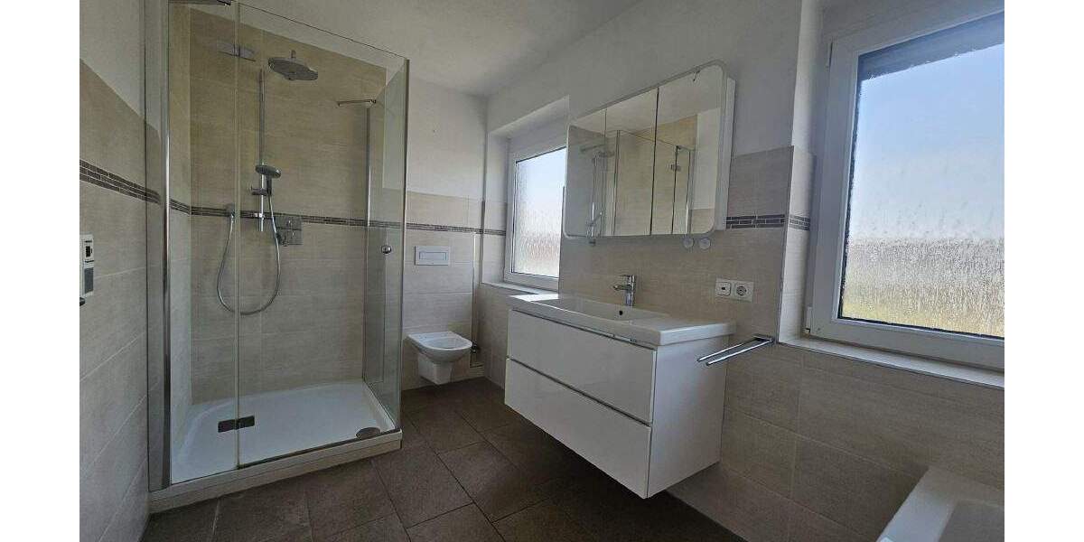 Einfamilienhaus Aham-Loizenkirchen Loizenkirchen - 9 Zimmer, 213 m&sup2;, 435.000&euro; | Angebot:25770490