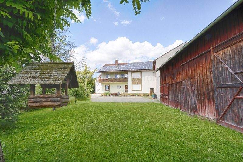 Einfamilienhaus Niederaichbach Oberaichbach - 8 Zimmer, 529.000&euro; | Angebot:25703035