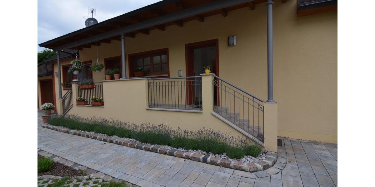 Dachgeschoßwohnung Gerzen - 1 Zimmer, 30 m&sup2;, 340&euro; | Angebot:25827623