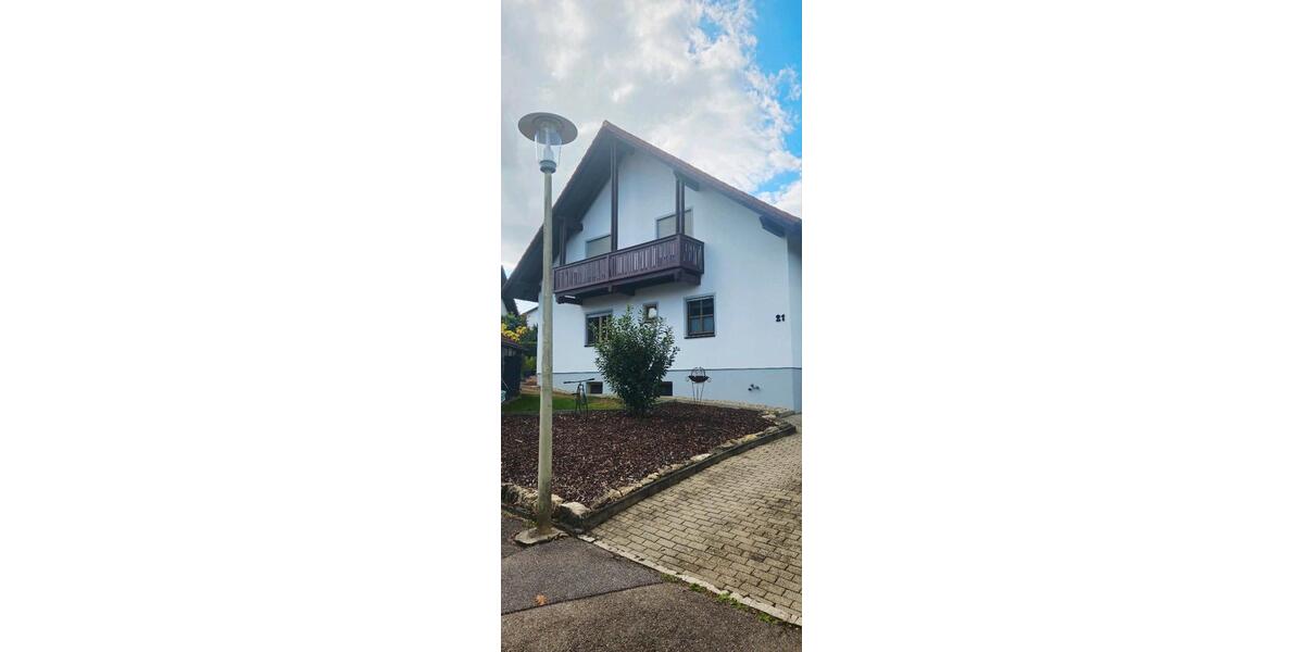 Doppelhaushälfte Obersüßbach - 9 Zimmer, 120 m&sup2;, 1.300&euro; | Angebot:27620948