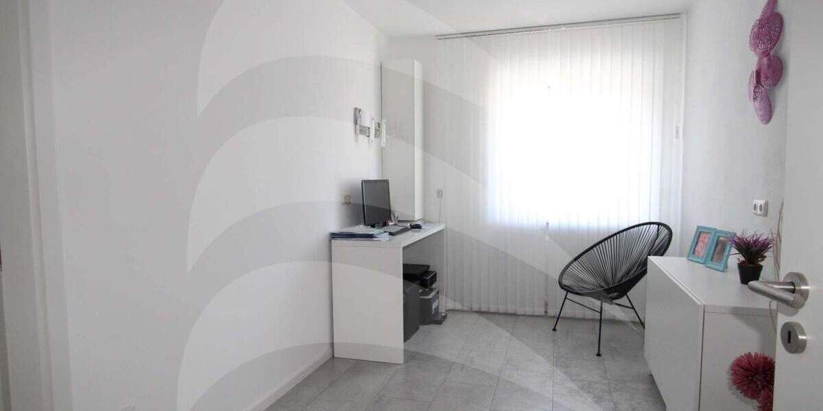 Etagenwohnung Altdorf Pfettrach - 5 Zimmer, 200 m&sup2;, 539.800&euro; | Angebot:25730938