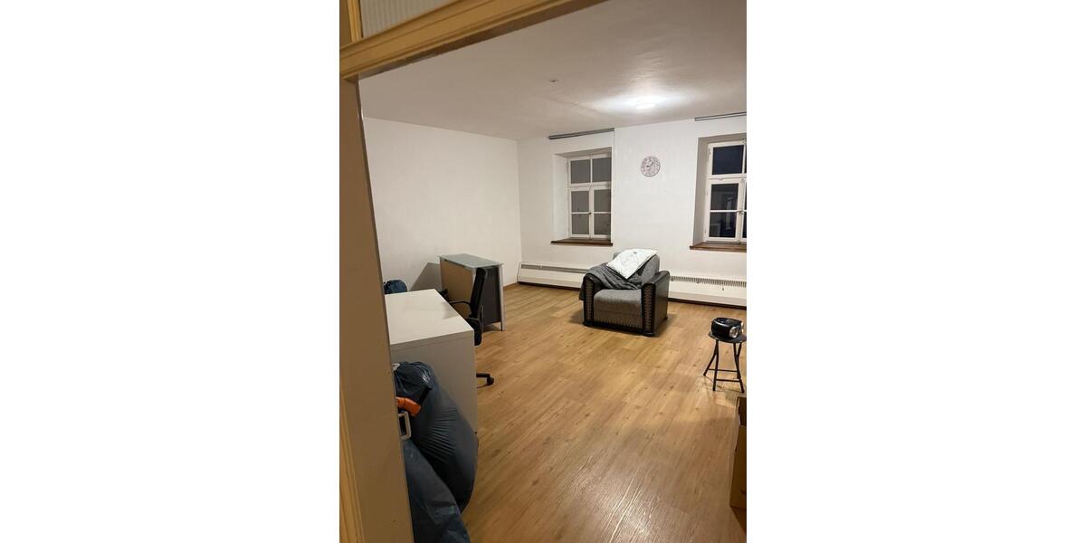 Etagenwohnung Velden - 3 Zimmer, 107 m&sup2;, 1.090&euro; | Angebot:26606047