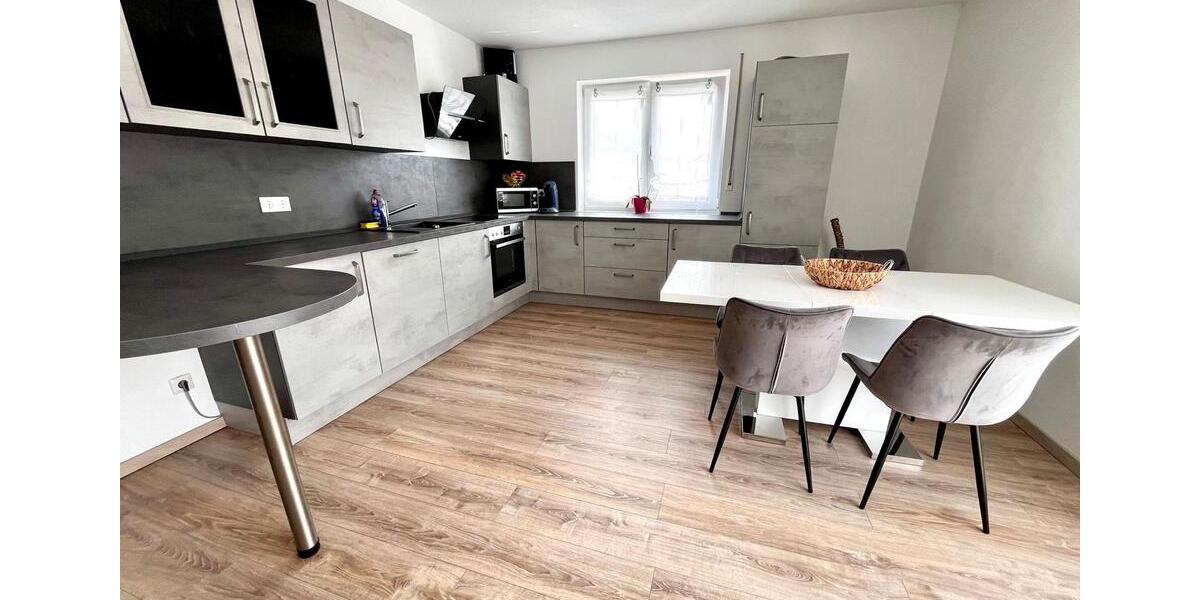 Etagenwohnung Mallersdorf-Pfaffenberg Pfaffenberg - 3 Zimmer, 80 m&sup2;, 850&euro; | Angebot:26006501