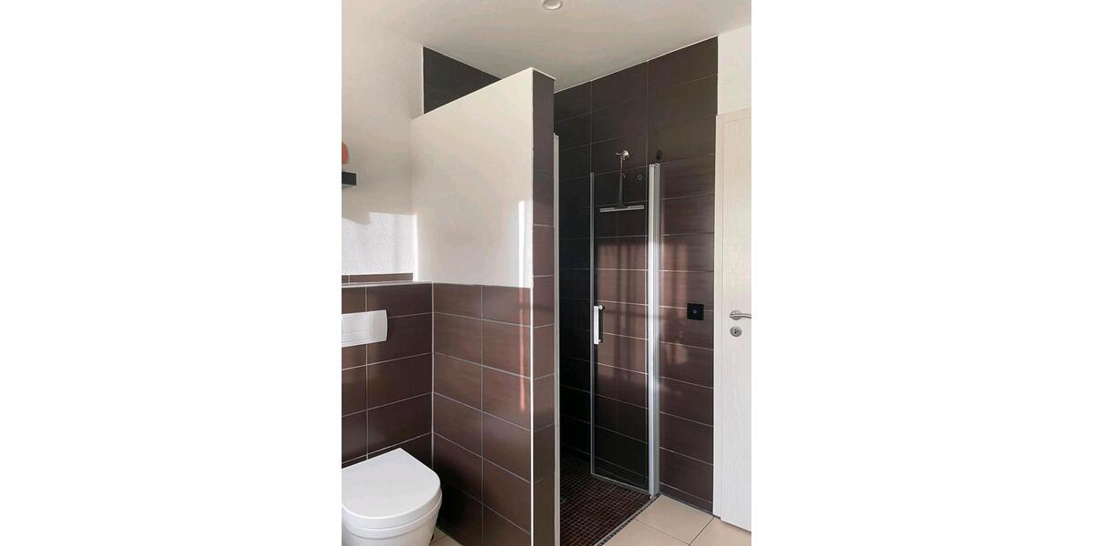 Einfamilienhaus Bruckberg - 6 Zimmer, 140 m&sup2;, 1.950&euro; | Angebot:27553232