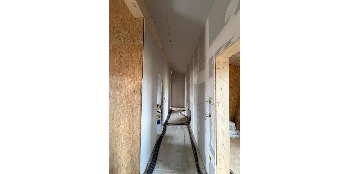 Etagenwohnung Essenbach - 4 Zimmer, 100 m&sup2;, 1.450&euro; | Angebot:25881516