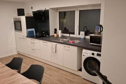 Wohnung Essenbach - 3 Zimmer, 80 m&sup2;, 2.200&euro; | Angebot:25715422