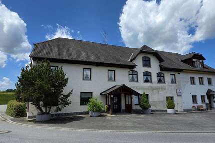 Haus Mallersdorf-Pfaffenberg / Mallersdorf Mallersdorf - 10 Zimmer, 277 m&sup2;, 499.000&euro; | Angebot:26985373
