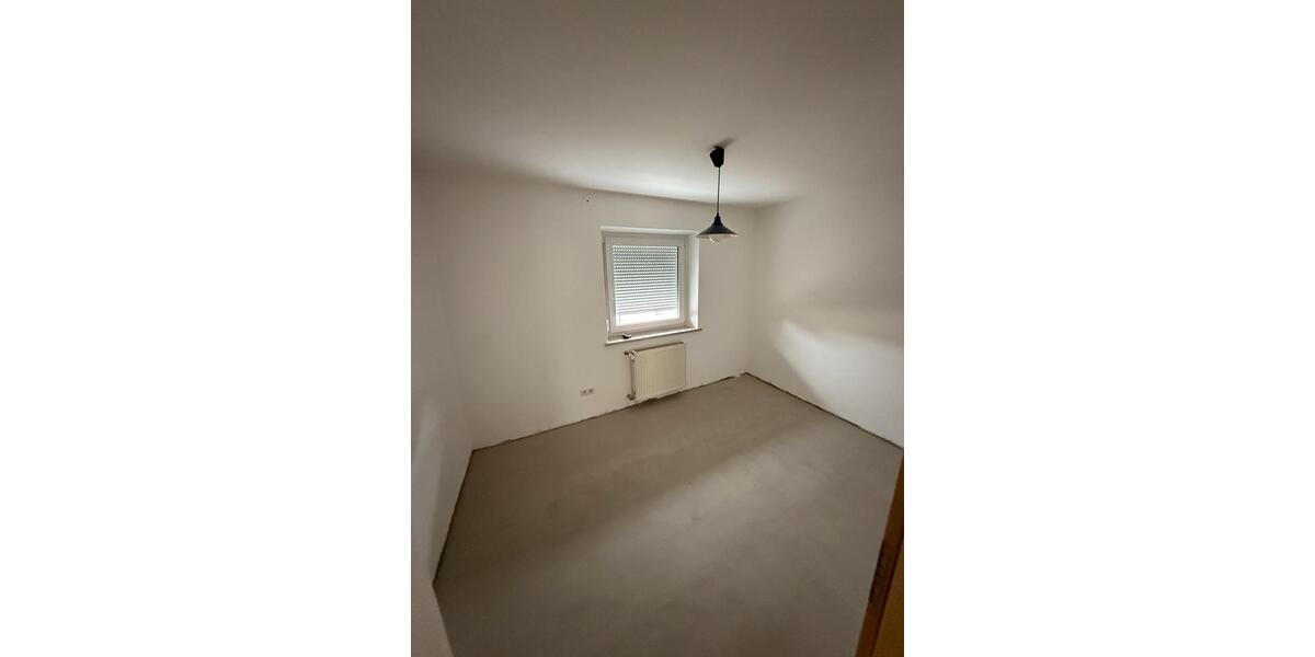 Einfamilienhaus Pfeffenhausen - 7 Zimmer, 244 m&sup2;, 2.000&euro; | Angebot:25300781