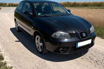 Seat Ibiza 198.000 km 2.249 &euro; Attenkirchen 85395