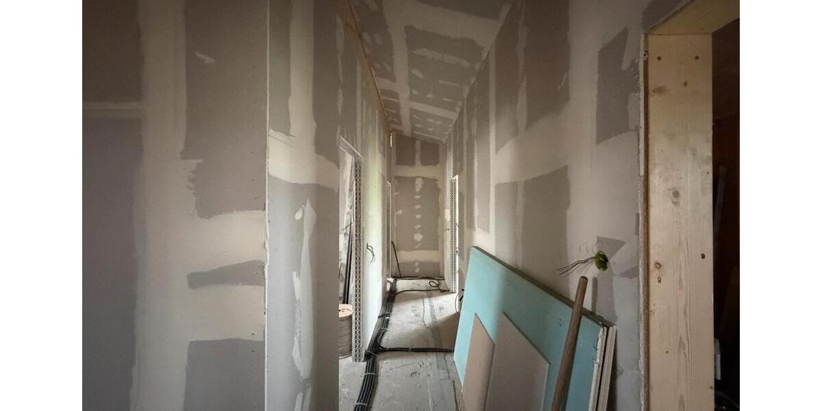Etagenwohnung Essenbach - 4 Zimmer, 100 m&sup2;, 1.300&euro; | Angebot:26646649