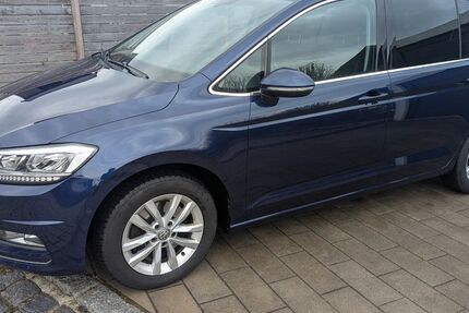 VW Touran 146.000 km 18.700 &euro; Velden 84149