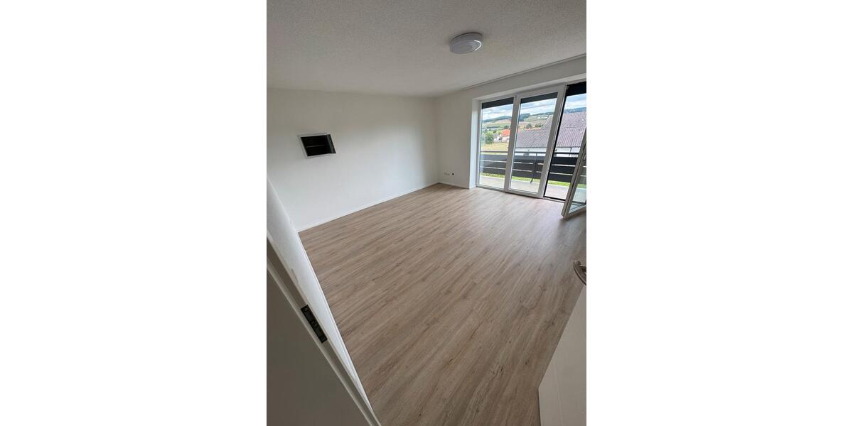 Etagenwohnung Gerzen - 3 Zimmer, 65 m&sup2;, 850&euro; | Angebot:25151882