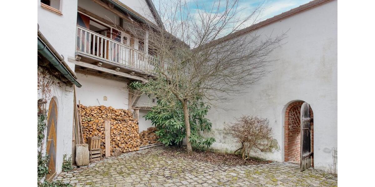 Maisonettenwohnung Hohenthann - 4 Zimmer, 98 m&sup2;, 1.390&euro; | Angebot:25793841