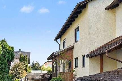 Haus Landshut Bayerwaldsiedlung - 6 Zimmer, 135 m&sup2;, 419.000&euro; | Angebot:26470590