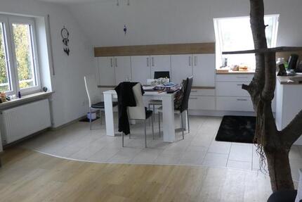 Wohnung Bruckberg - 3 Zimmer, 72 m&sup2;, 700&euro; | Angebot:27577477