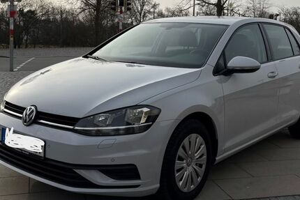 VW Golf 106.000 km 9.500 &euro; Furth 84095