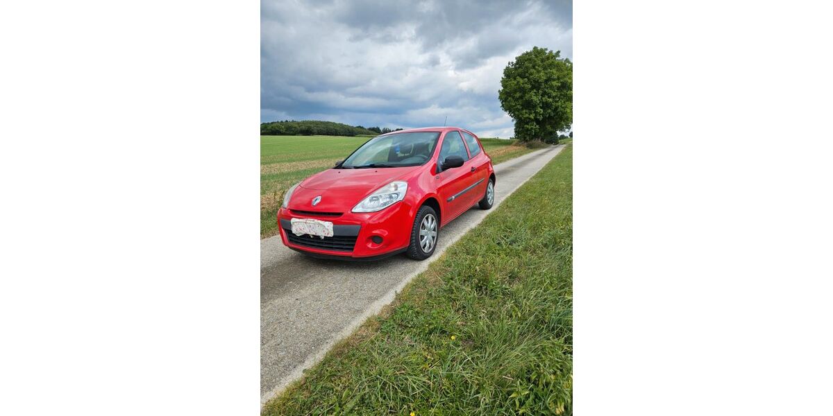 Renault Clio 134.000 km 2.500 &euro; Arth 84095