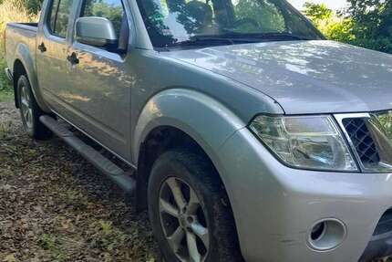 Nissan Navara 141.000 km 10.100 &euro; Attenhofen 84091