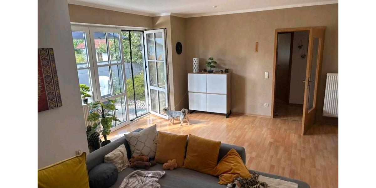 Erdgeschoßwohnung Rottenburg an der Laaber - 3 Zimmer, 77 m&sup2;, 1.050&euro; | Angebot:27609859