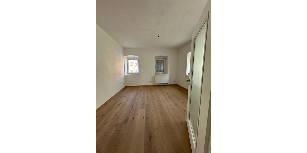 Etagenwohnung Dingolfing - 2 Zimmer, 70 m&sup2;, 750&euro; | Angebot:25960641