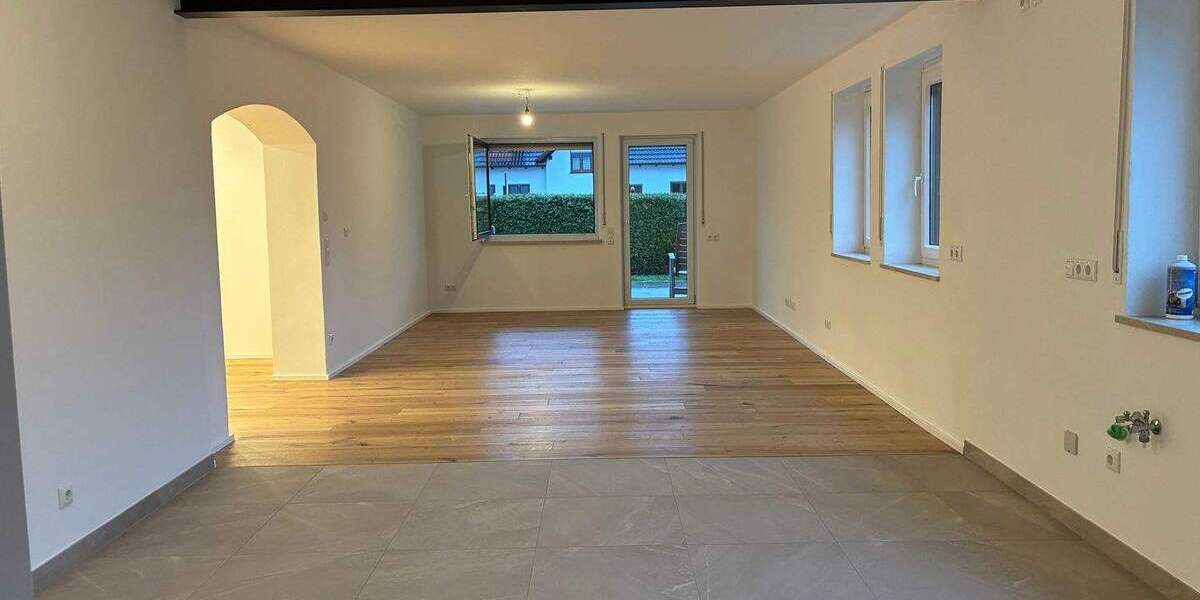 Etagenwohnung Moosburg - 5 Zimmer, 160 m&sup2;, 1.950&euro; | Angebot:25745416