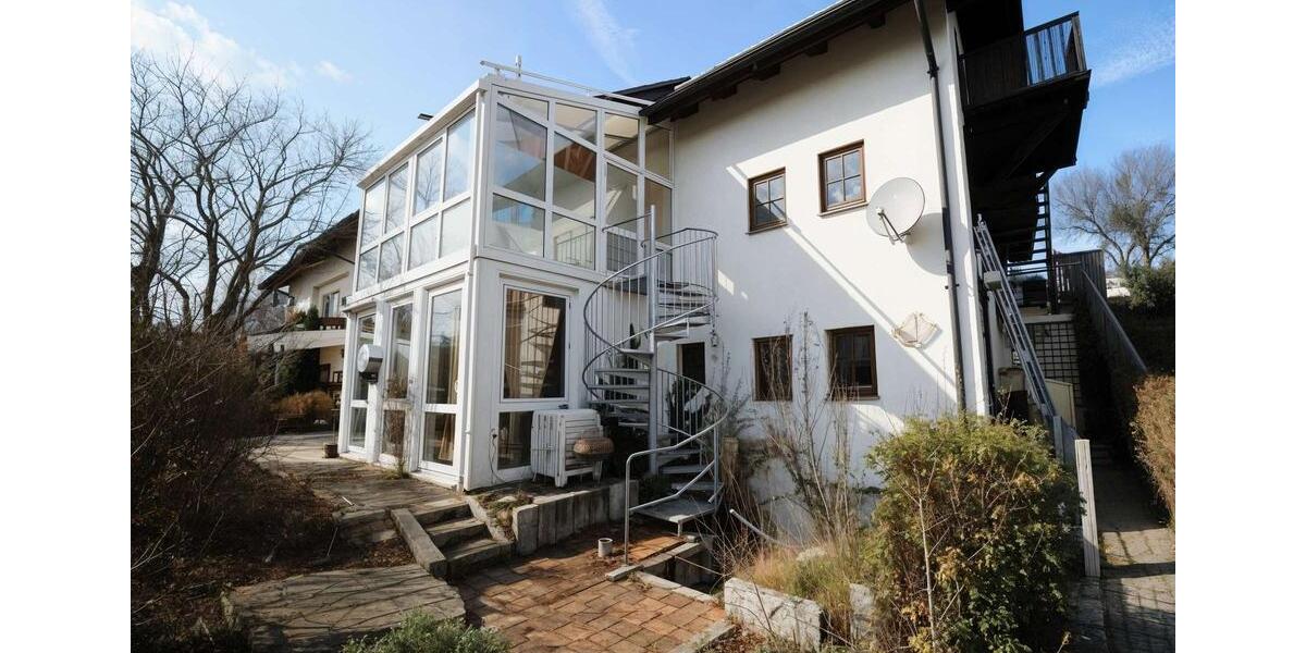 Etagenwohnung Buchbach - 5 Zimmer, 160 m&sup2;, 1.490&euro; | Angebot:24427778