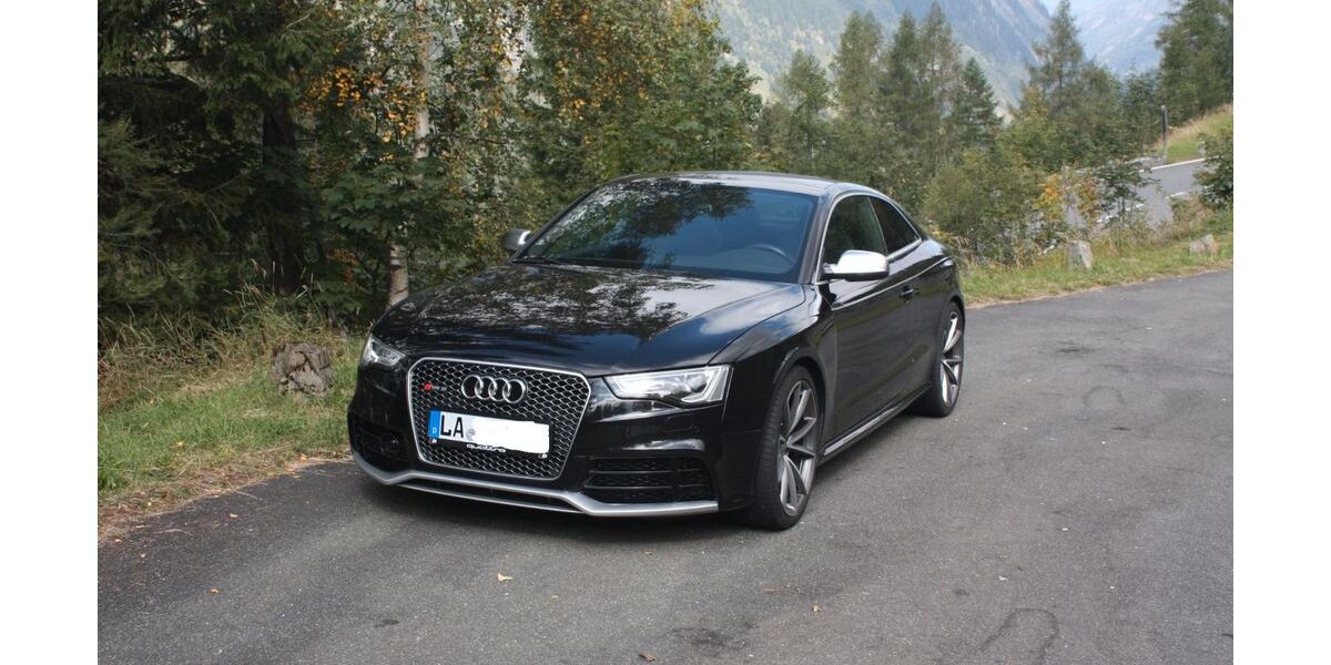 Audi RS5 143.870 km 34.500 &euro; Ergoldsbach 84061