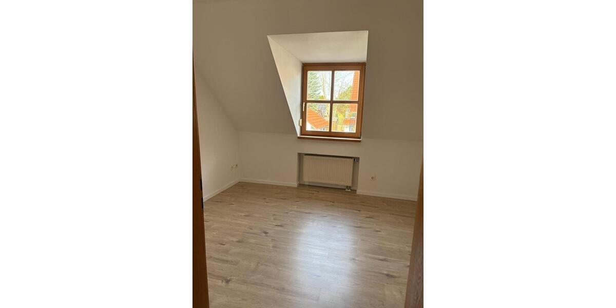 Einfamilienhaus Tiefenbach - 5 Zimmer, 160 m&sup2;, 1.640&euro; | Angebot:25991521