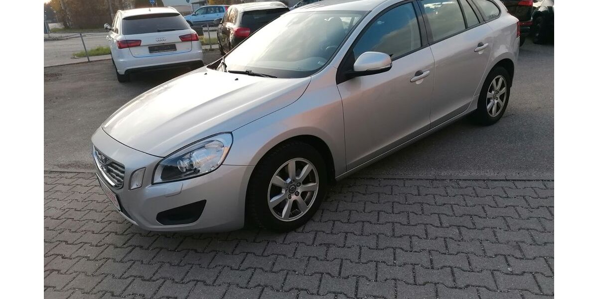 Volvo V60 200.000 km 6.490 &euro; Landshut 84034