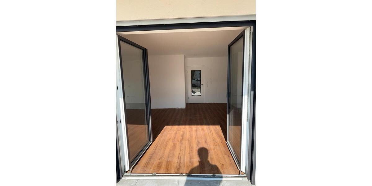 Erdgeschoßwohnung Dingolfing - 5 Zimmer, 125 m&sup2;, 1.400&euro; | Angebot:25887998